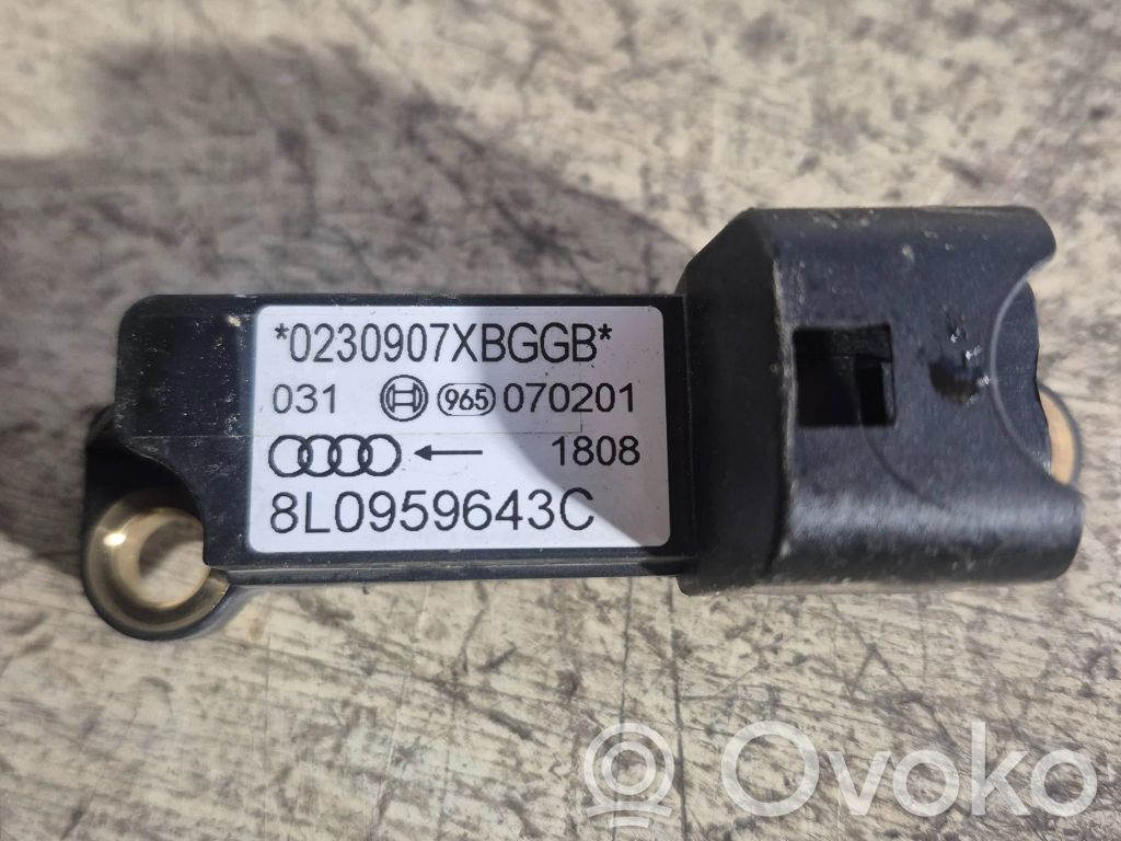 Audi A3 S3 8L Airbag deployment crash/impact sensor 