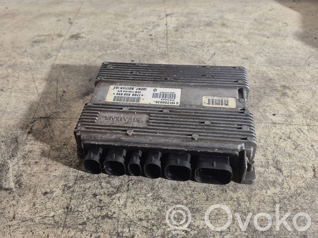 Renault Clio I Gearbox control unit/module 