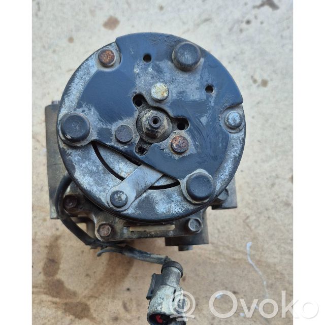 Ford Fiesta Kompresor / Sprężarka klimatyzacji A/C 