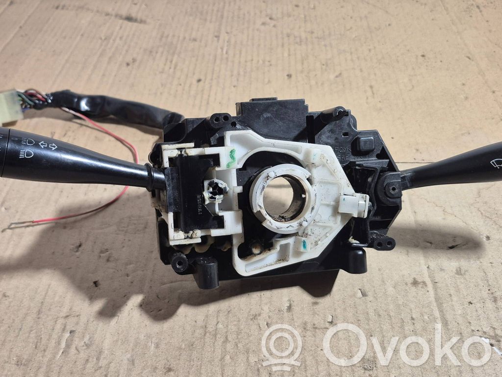 Suzuki Alto Wiper turn signal indicator stalk/switch 