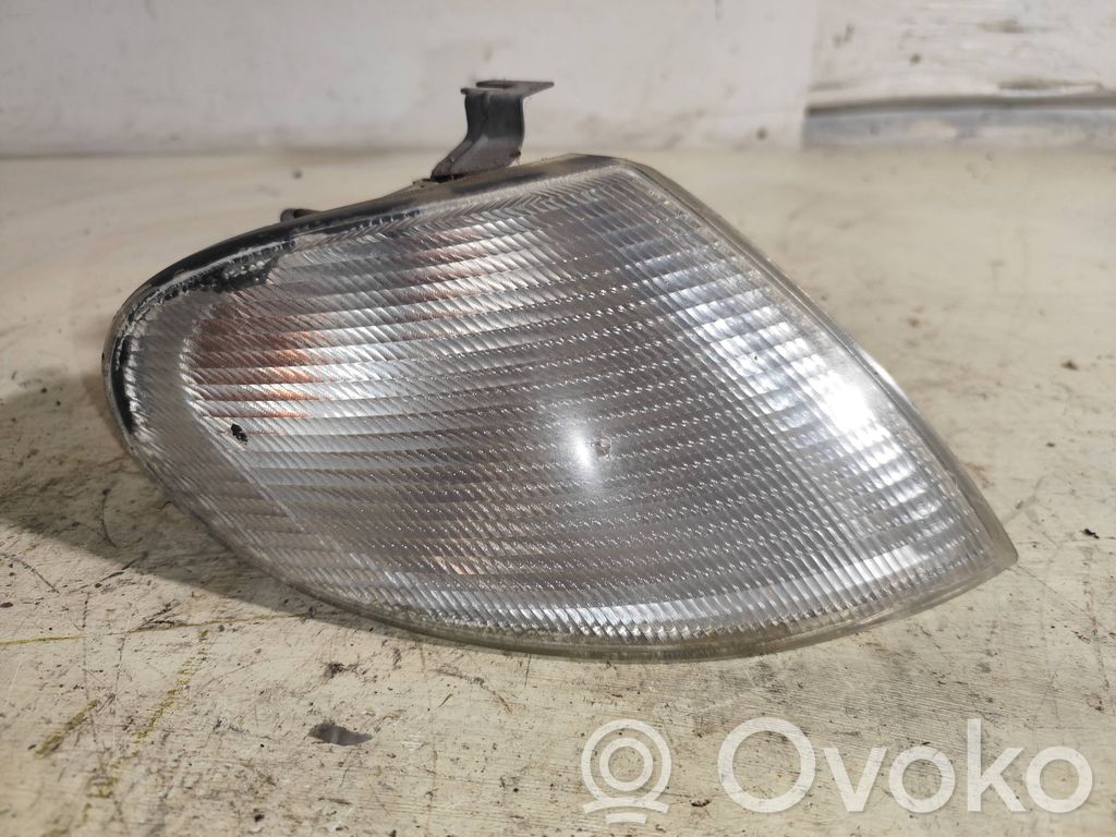 Front indicator light   0311325008