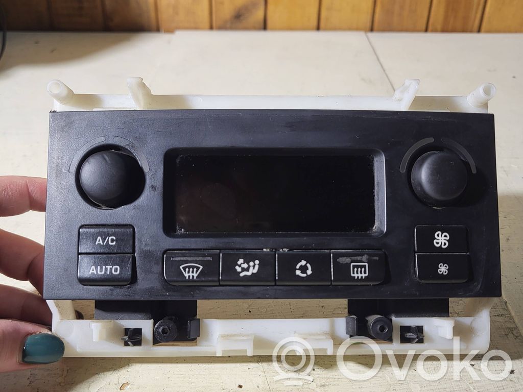 Peugeot 307 Climate control unit 
