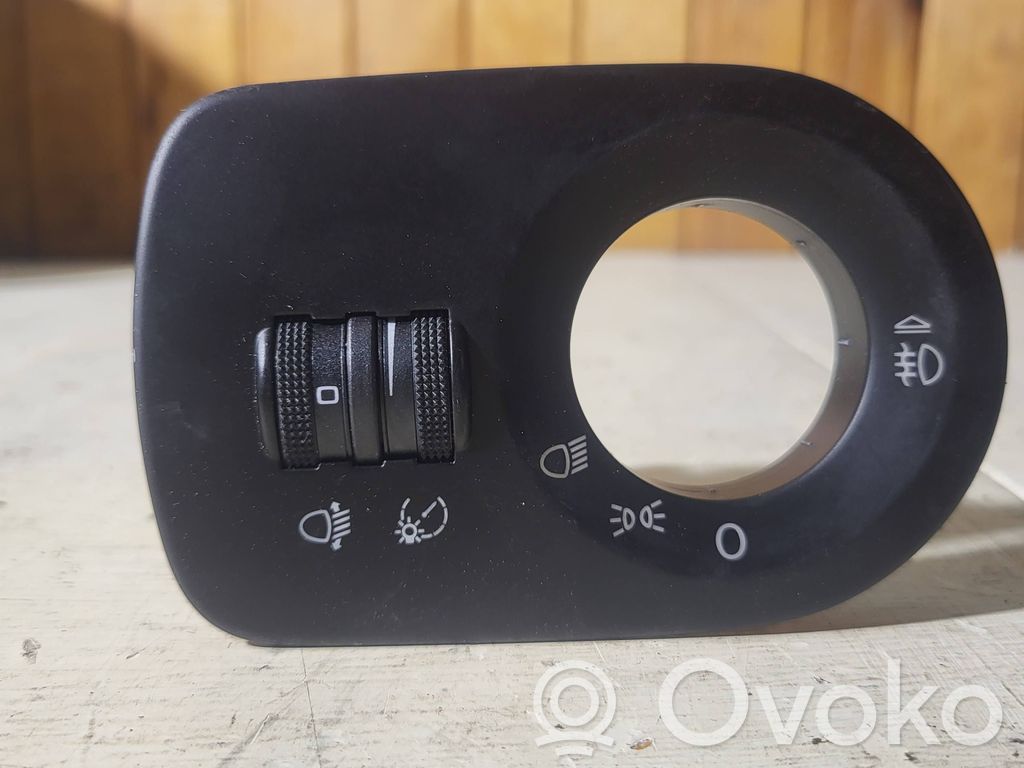 Seat Leon (1M) Headlight level height control switch 