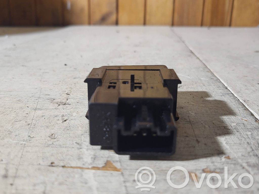 Toyota Corolla E120 E130 Air conditioning (A/C) switch 