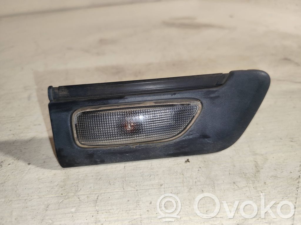 Volvo S80 Front fender indicator light 