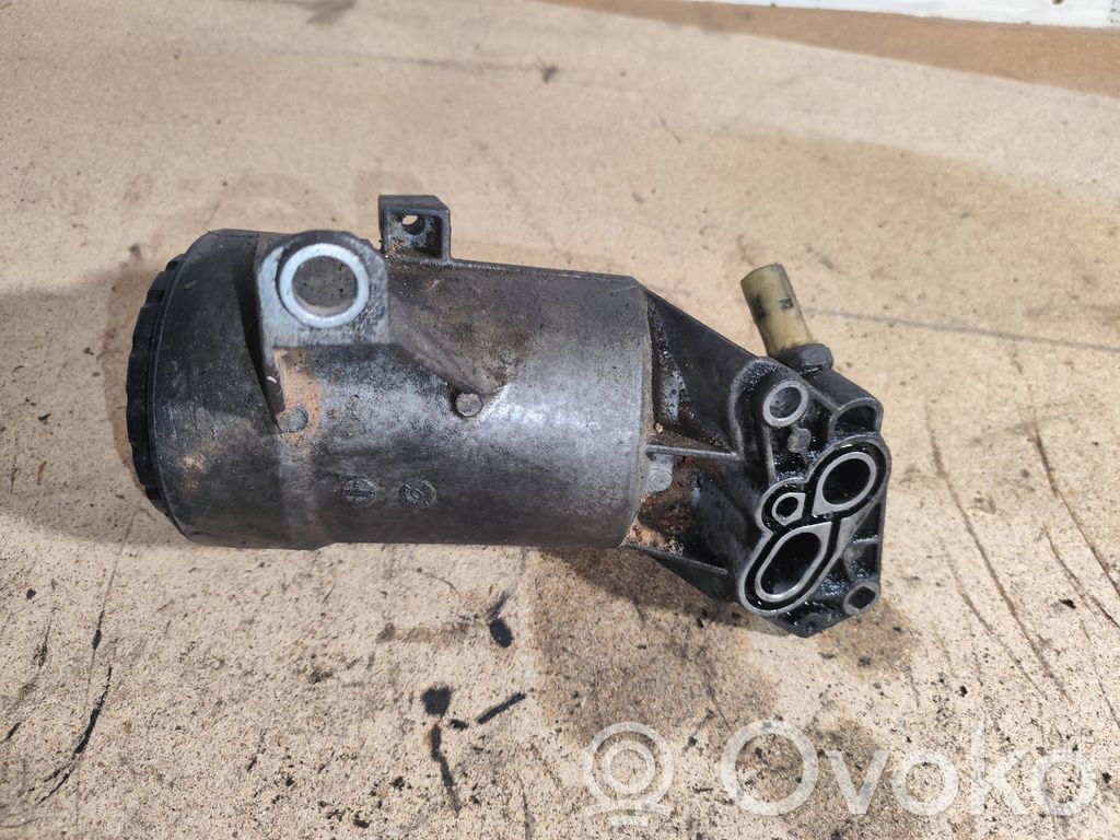 Renault Laguna II Oil filter mounting bracket 