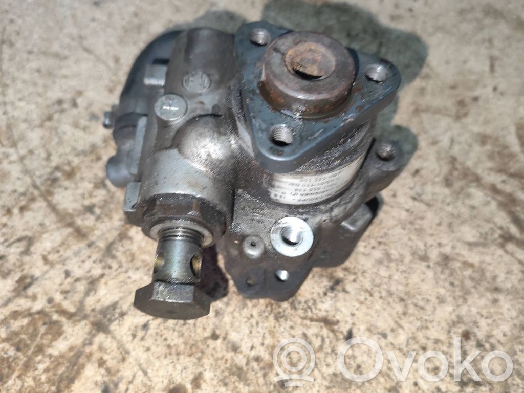 Audi A6 S6 C5 4B Power steering pump 