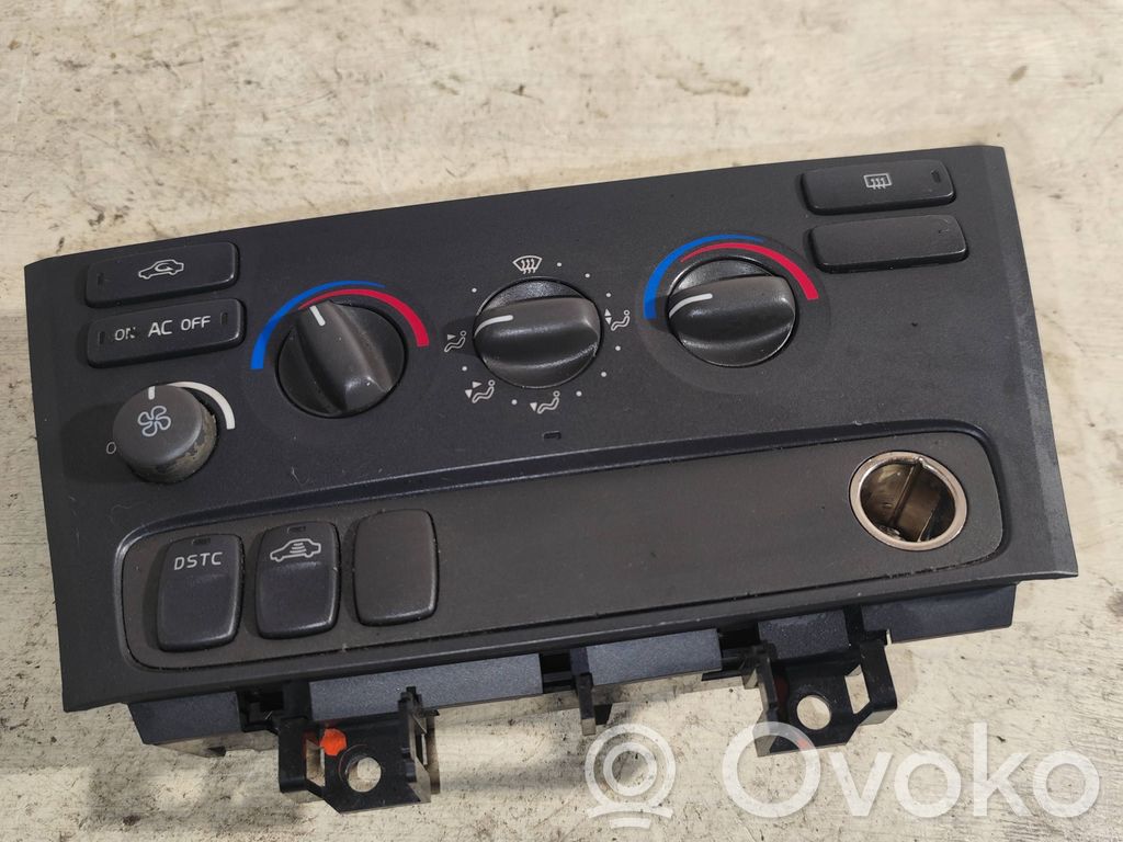Volvo V70 Climate control unit 