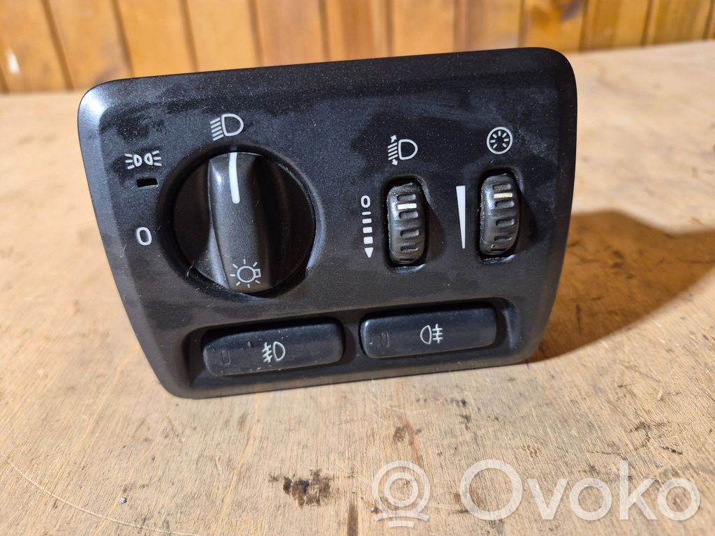 Volvo V70 Light switch 