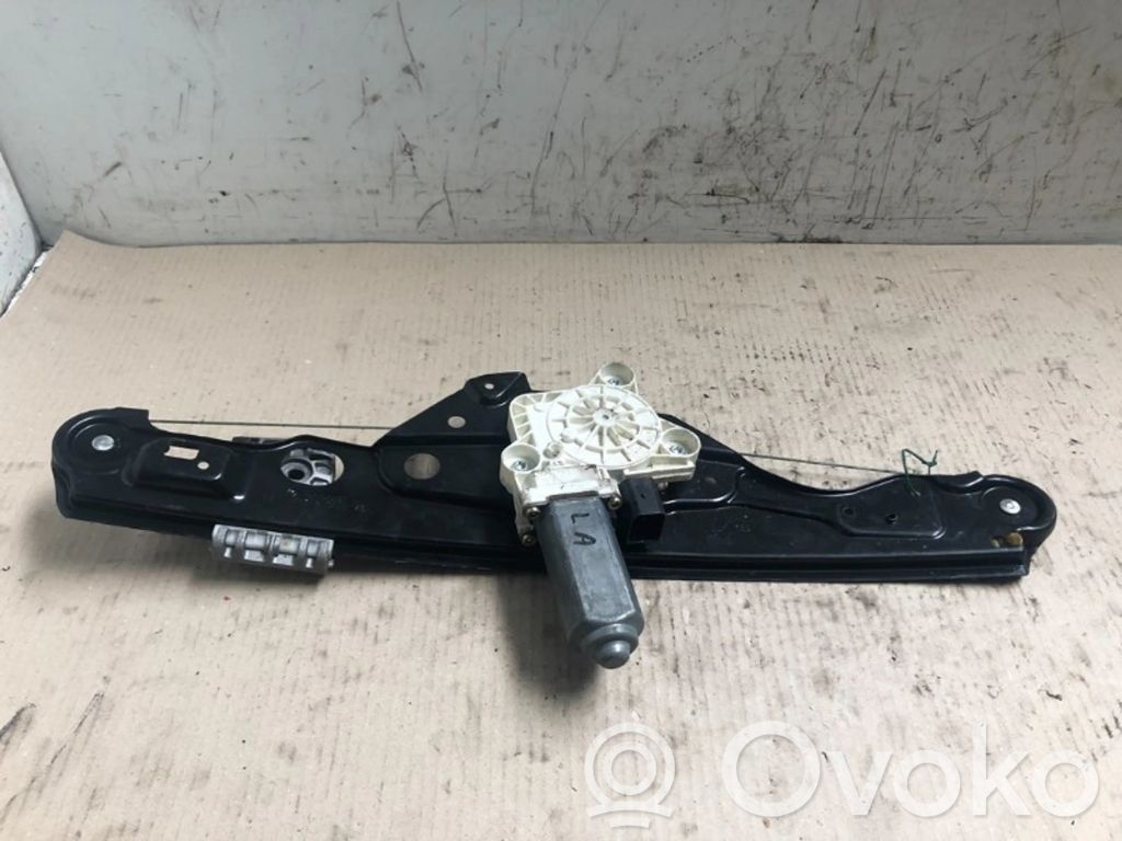 Mercedes-Benz E AMG W211 Macara geam spate manuală 