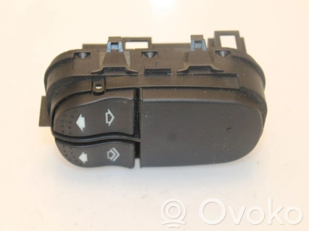 Ford Focus Electric window control switch 