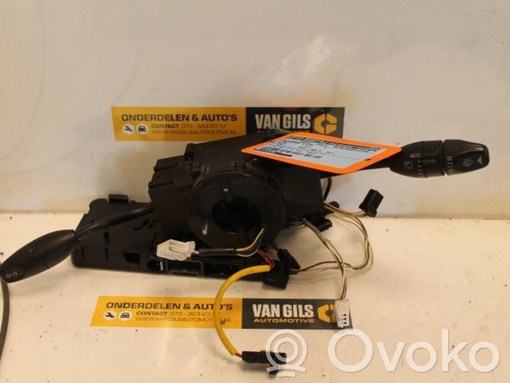 Boutons / interrupteurs volant   XR8313N064BC,XR8313N064BC