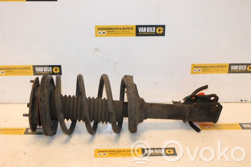 Suzuki Baleno EG Amortiguador delantero con muelle espiral 