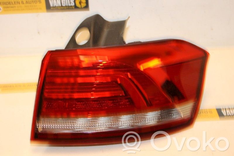 Volkswagen PASSAT B8 Luci posteriori 