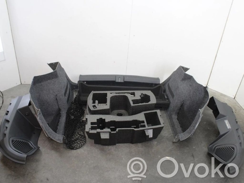 Seat Ibiza IV (6J,6P) Poszycia / Boczki bagażnika 