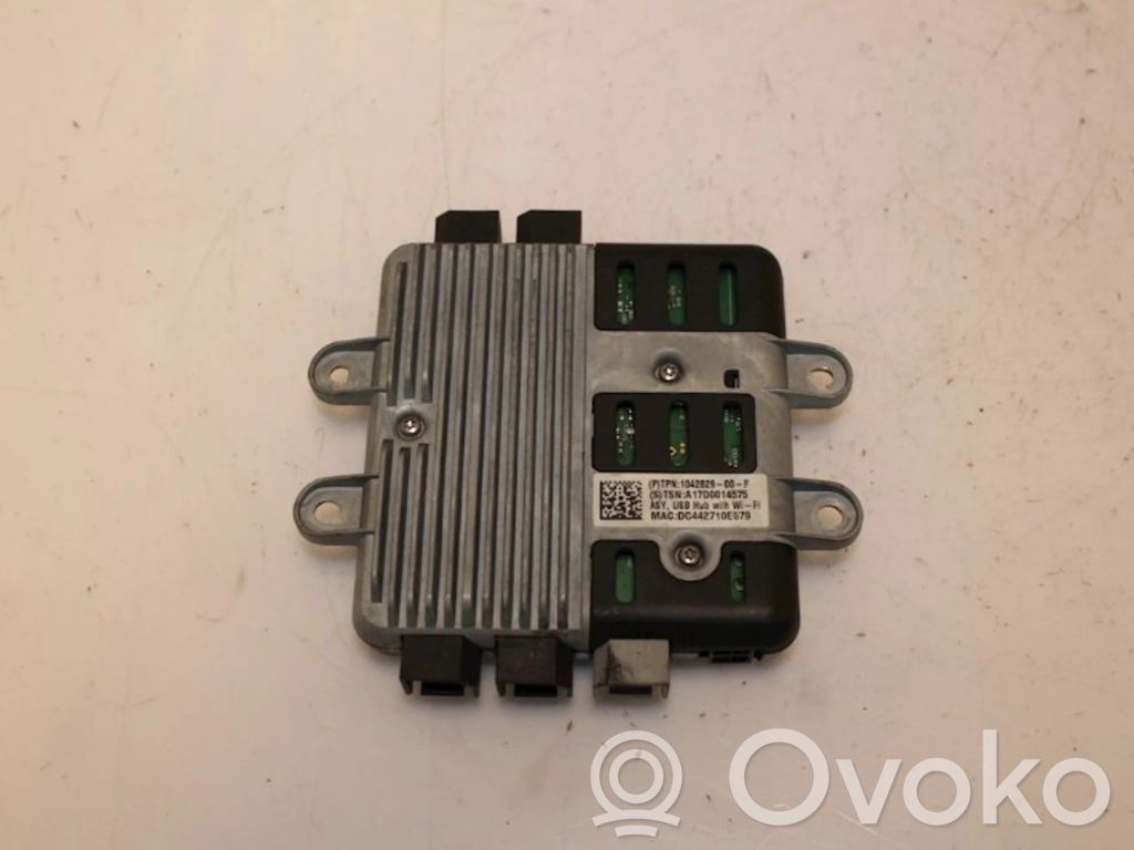 Tesla Model X Sonstige Steuergeräte / Module 