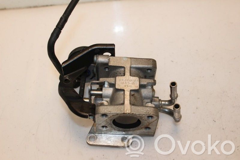 Volkswagen Golf V Soupape vanne EGR 