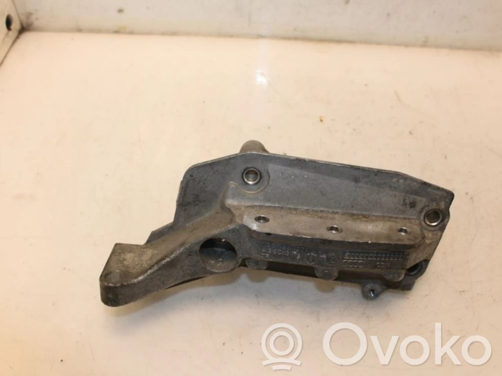 Volkswagen Golf VI Suport tampon motor 