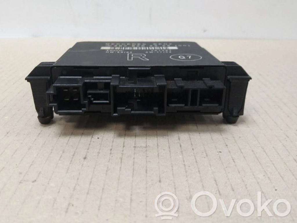 Mercedes-Benz C W203 Centralina/modulo chiusura centralizzata portiere