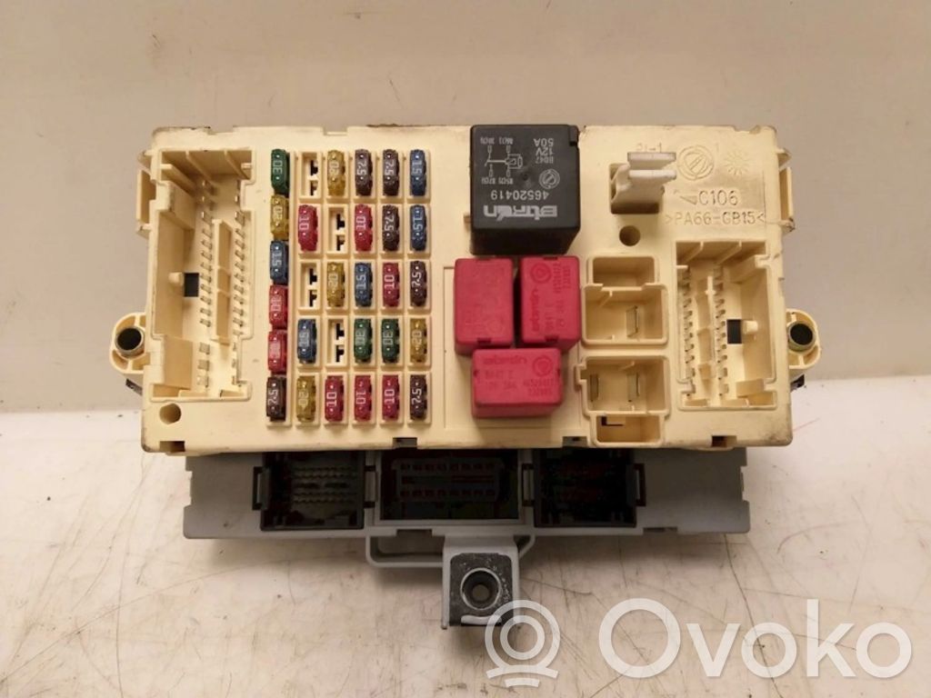 Fiat Stilo Set scatola dei fusibili 