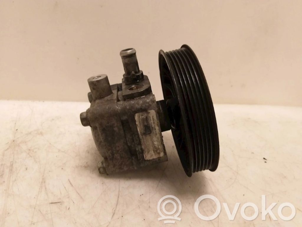 Ohjaustehostimen pumppu