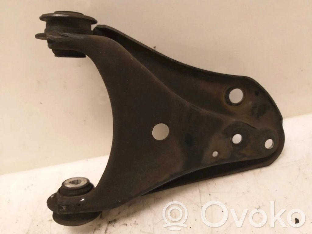 Renault Twingo II Braccio di controllo sospensione anteriore