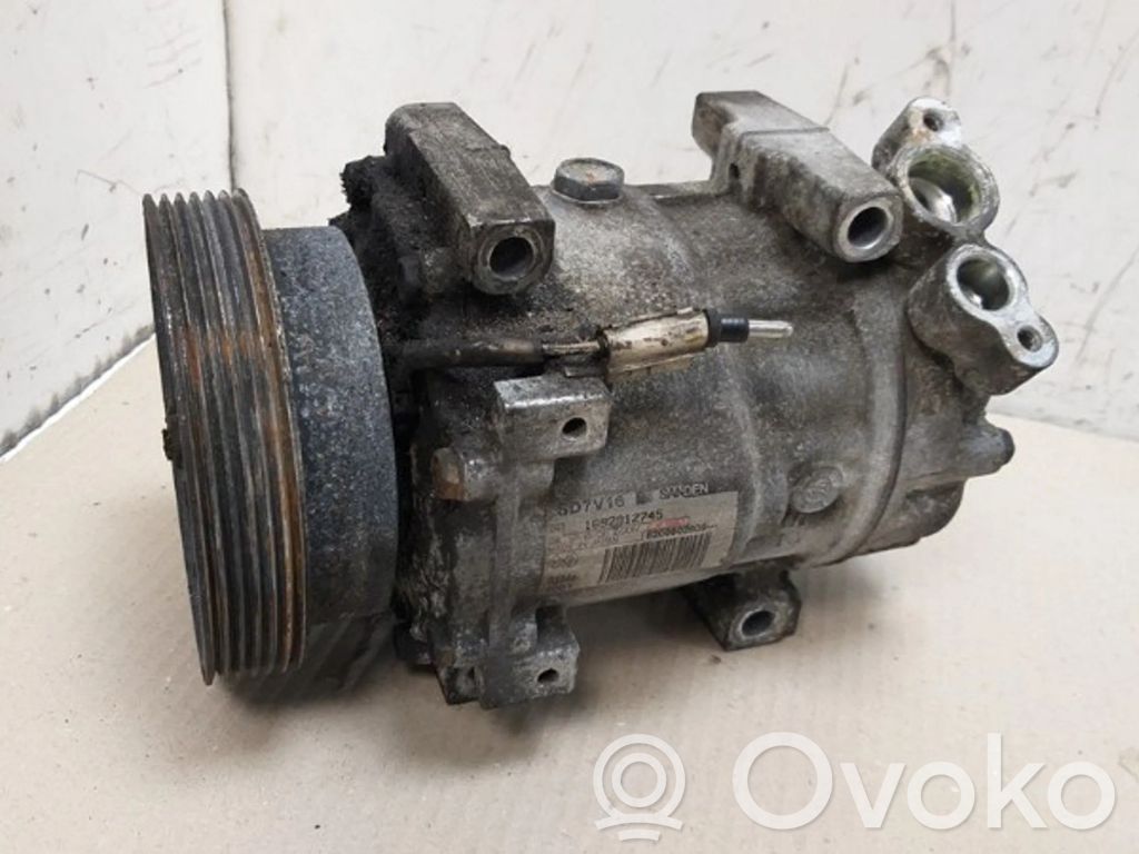 Compresor (pompă) aer condiționat (A/C)   8200802609,8200802609