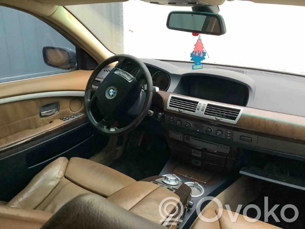 BMW 7 E65 E66 Oro pagalvių komplektas 