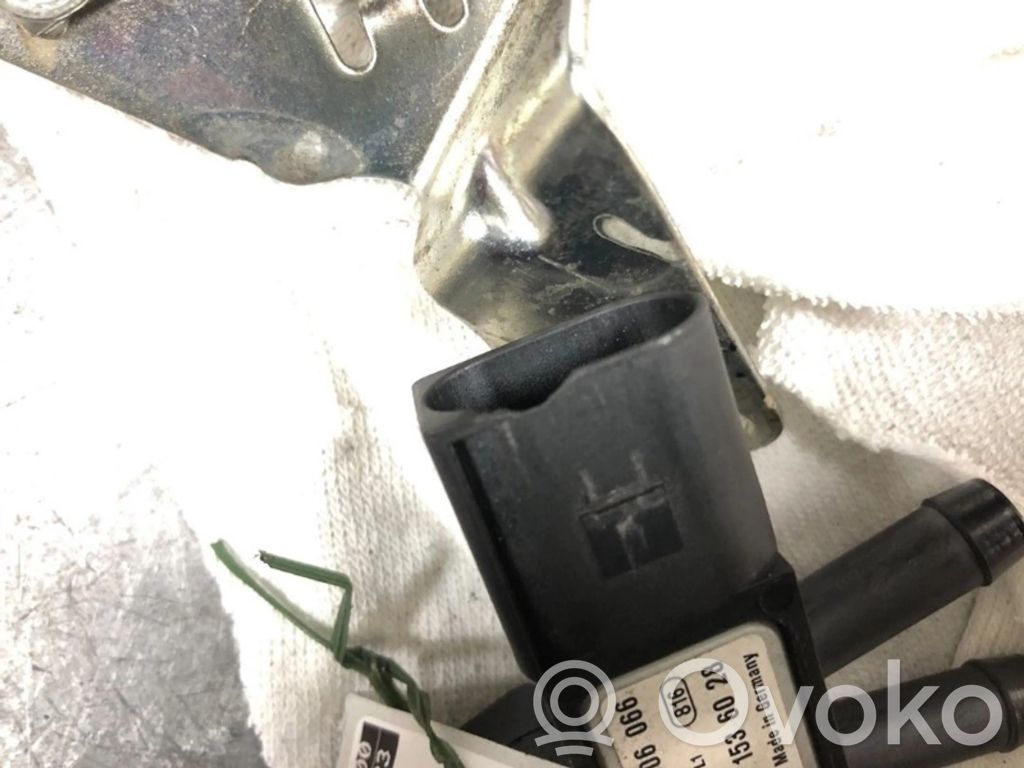 Mercedes-Benz B W246 W242 Sensore di pressione del carburante