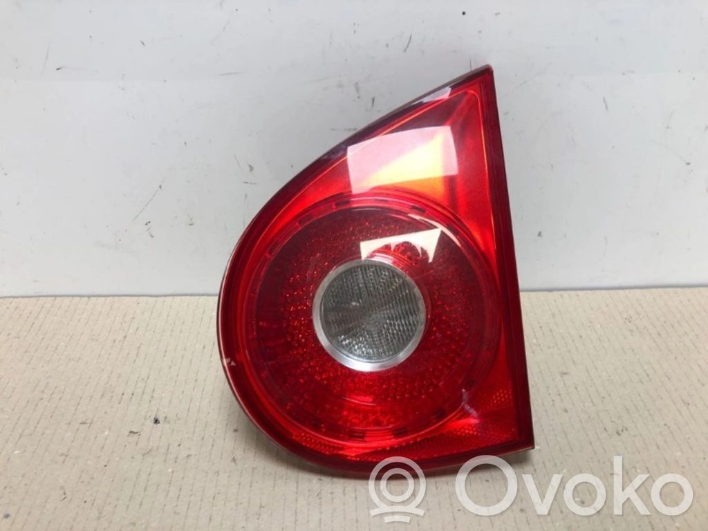 Volkswagen Golf V Lampă spate în caroserie