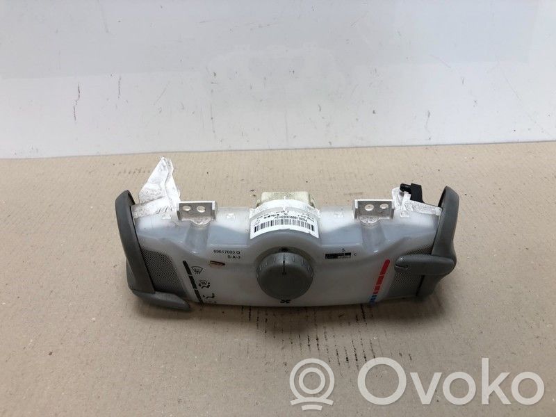 Toyota Aygo AB10 Ilmastoinnin ohjainlaite