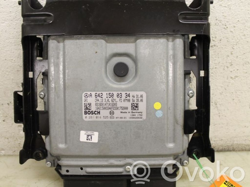 Mercedes-Benz E W213 Engine control unit/module 