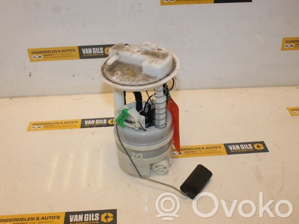 Pompă combustibil în rezervor   8200368239,8200368239