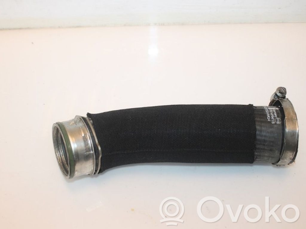Volkswagen Touareg II Furtun/conductă intercooler 