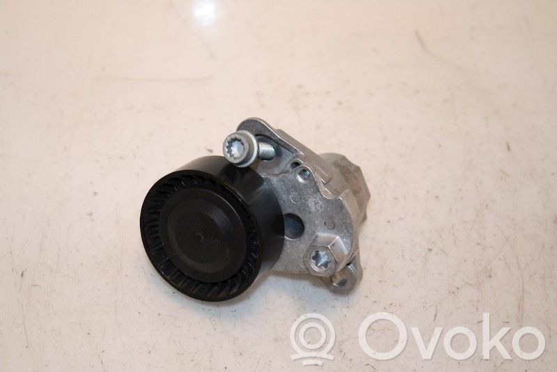 Volkswagen Polo VI Riemenspanner Spannrolle Lichtmaschine 