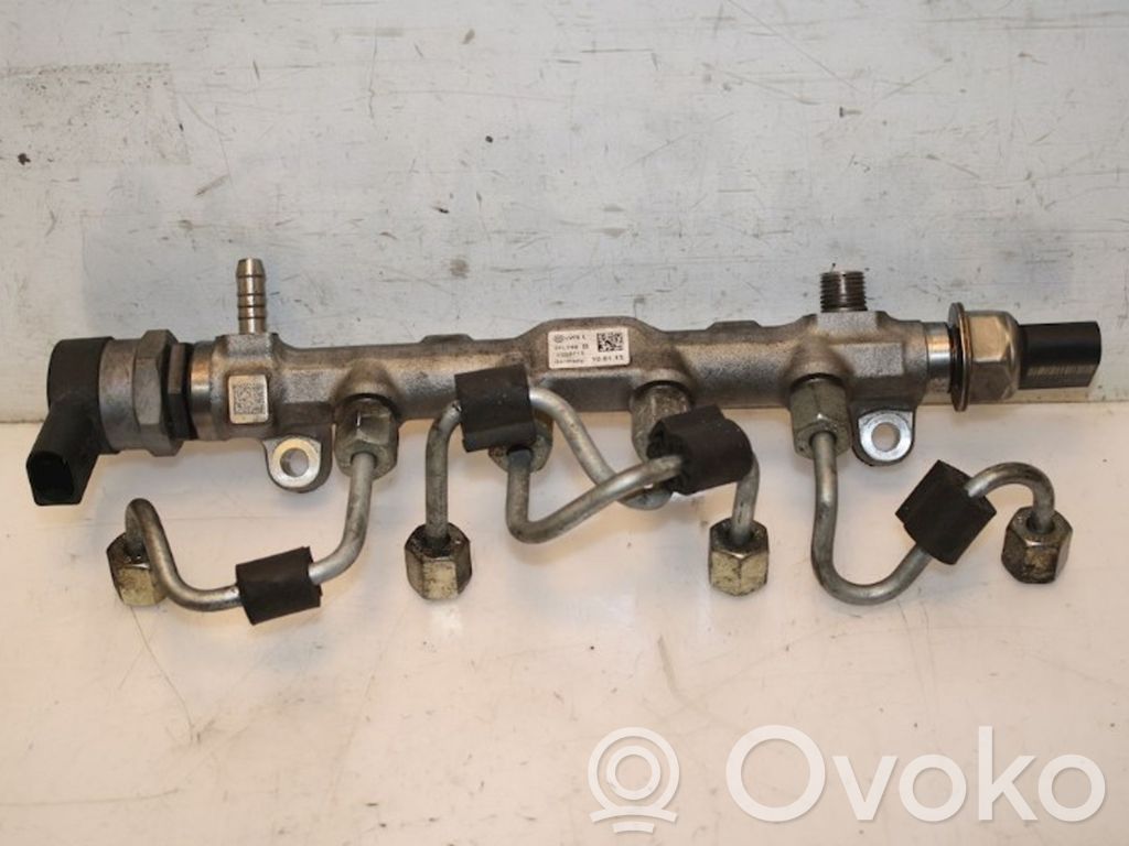 Volkswagen Golf VII Rampă alimentare injectoare 