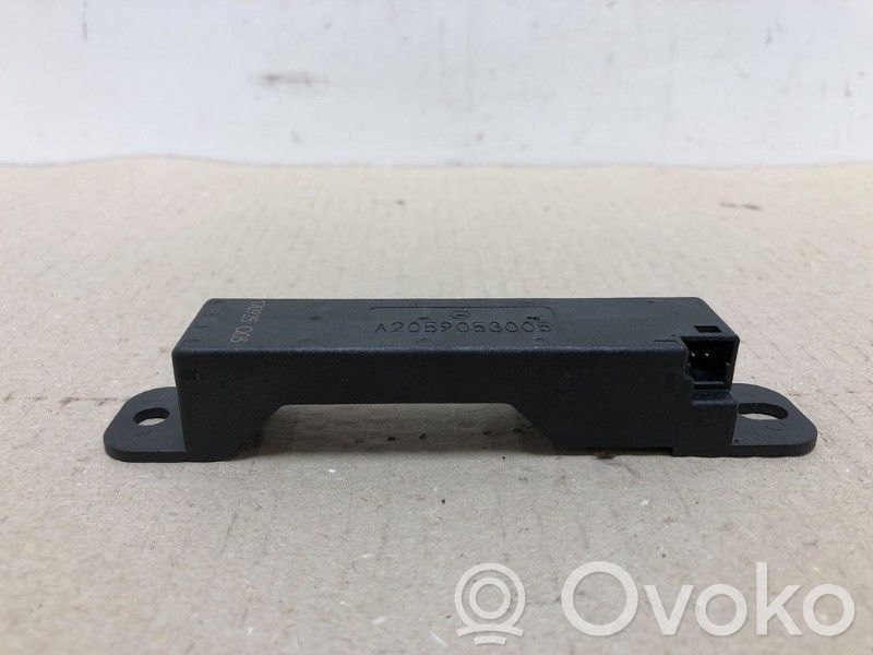Mercedes-Benz C W205 Antenne radio 
