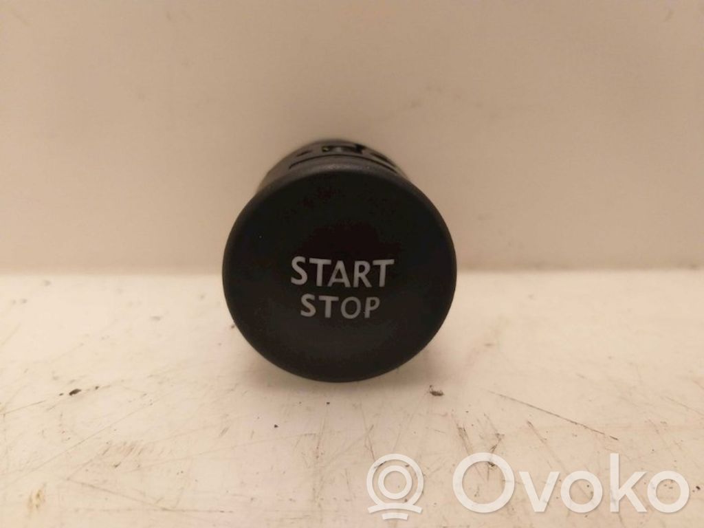 Renault Captur Przycisk zapłonu Start / Stop 