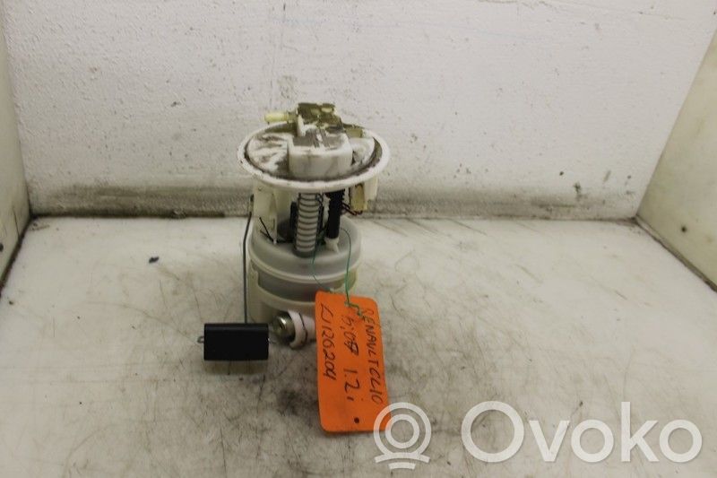Renault Clio III Pompa carburante immersa