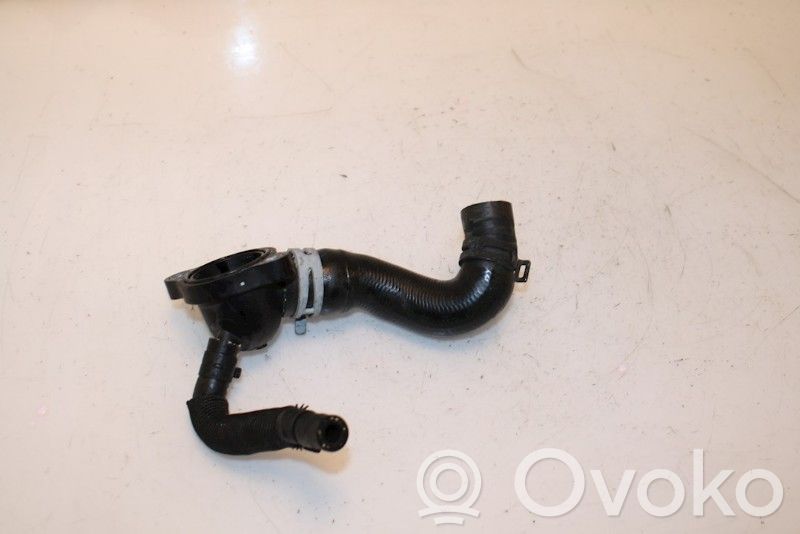 Volkswagen Cross Touran II Conductă/furtun lichid de răcire motor 