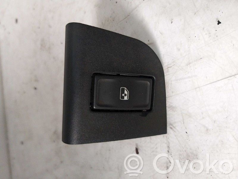 Skoda Octavia Mk3 (5E) Przyciski szyb