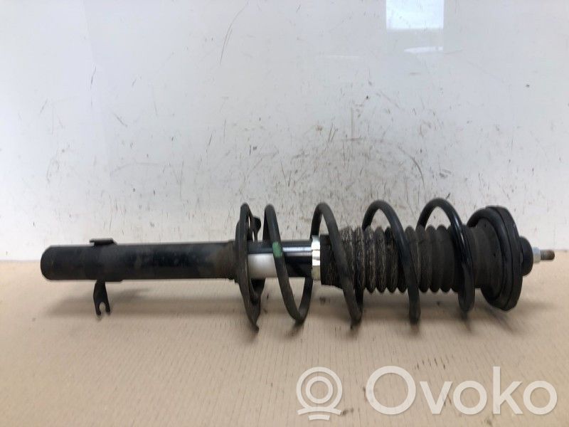 Citroen C1 Etuiskunvaimennin kierrejousella 