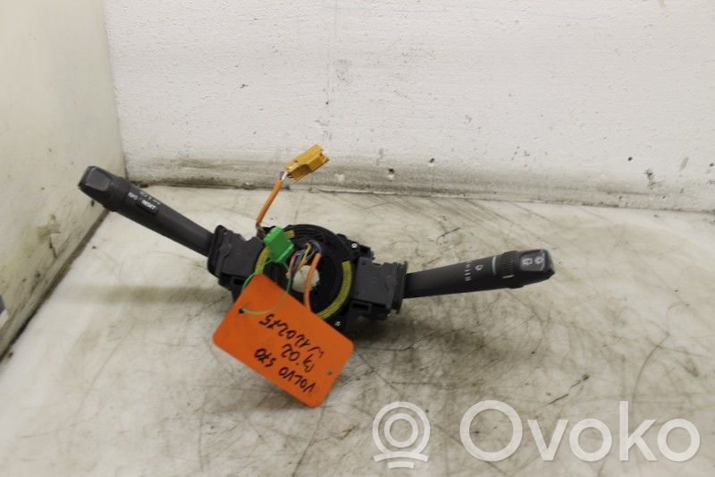 Volvo V70 Butoane/comutatoare pe volan 