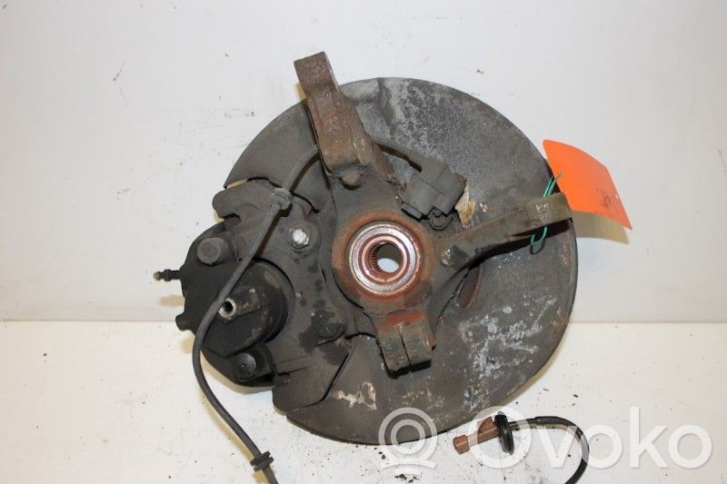 Front wheel hub spindle knuckle