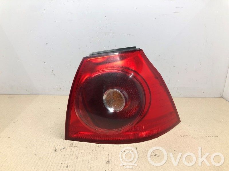 Volkswagen Golf V Lampă spate în caroserie 