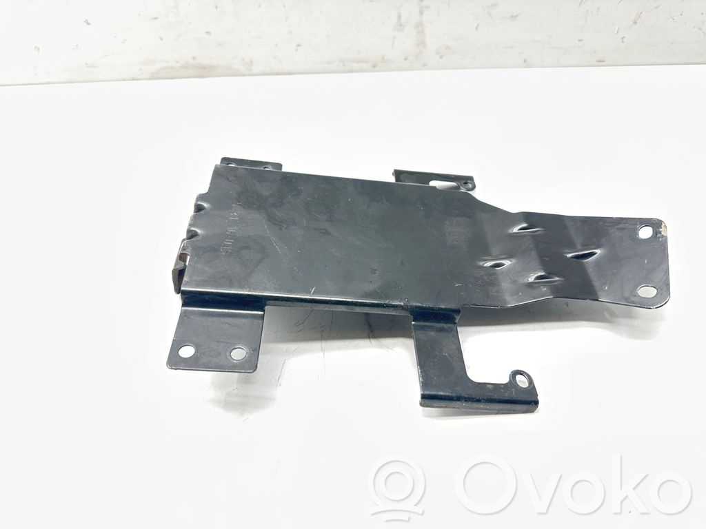 Porsche Cayenne (92A) Other engine bay part 