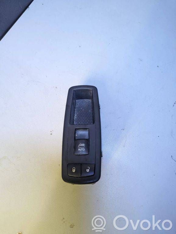 Chrysler Pacifica Electric window control switch 
