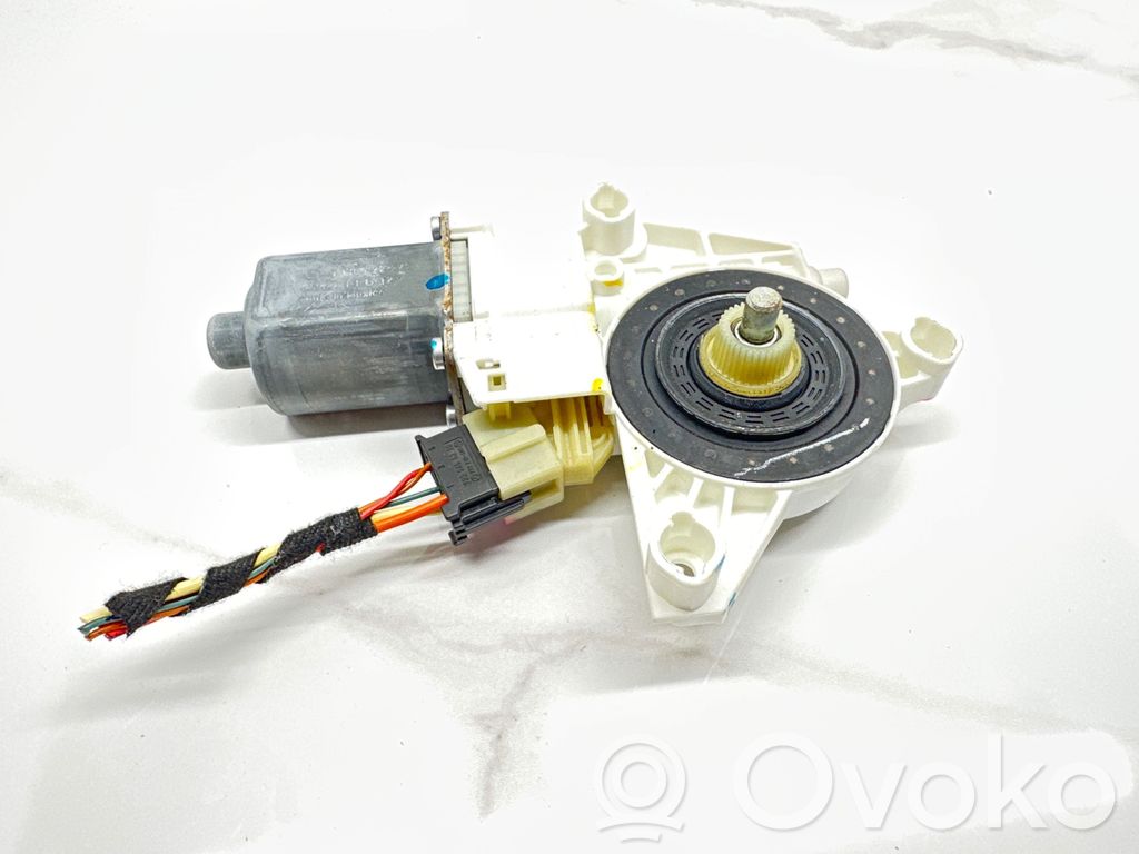 Mercedes-Benz GL X164 Etuoven ikkunan nostomoottori 