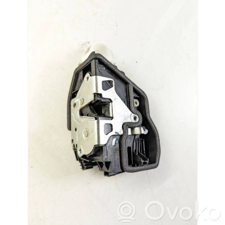 BMW X3 F25 Etuoven lukko 
