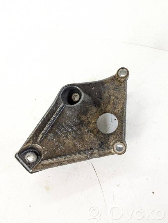 BMW X3 F25 Engine mounting bracket 